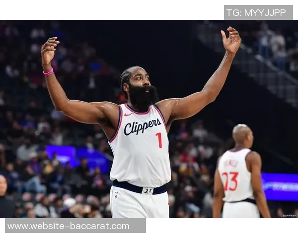 小里呼吁理性看待哈登季后赛表现与造犯规的争议与成见